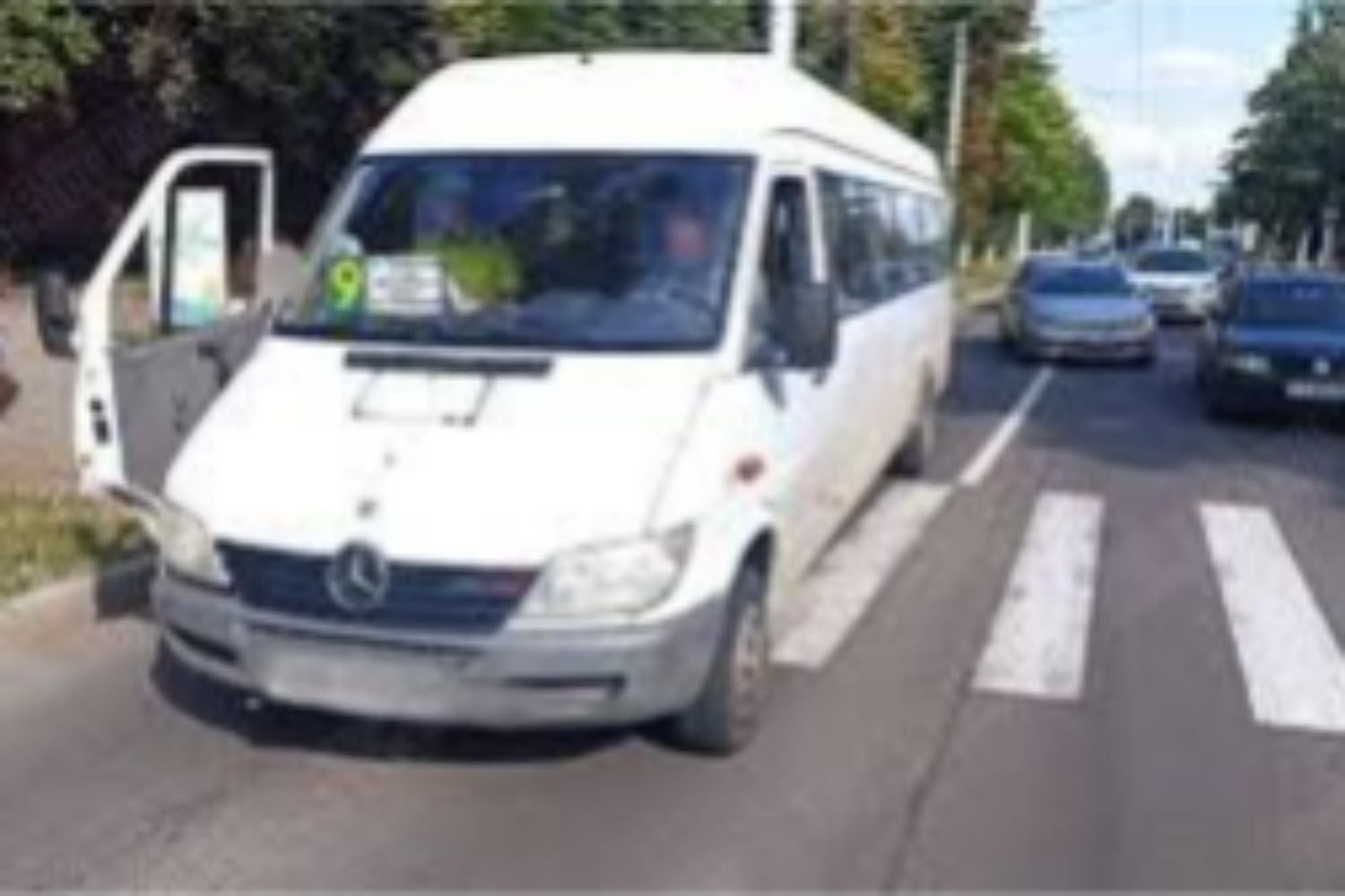В Тирасполе маршрутка наехала на женщину прямо на зебре