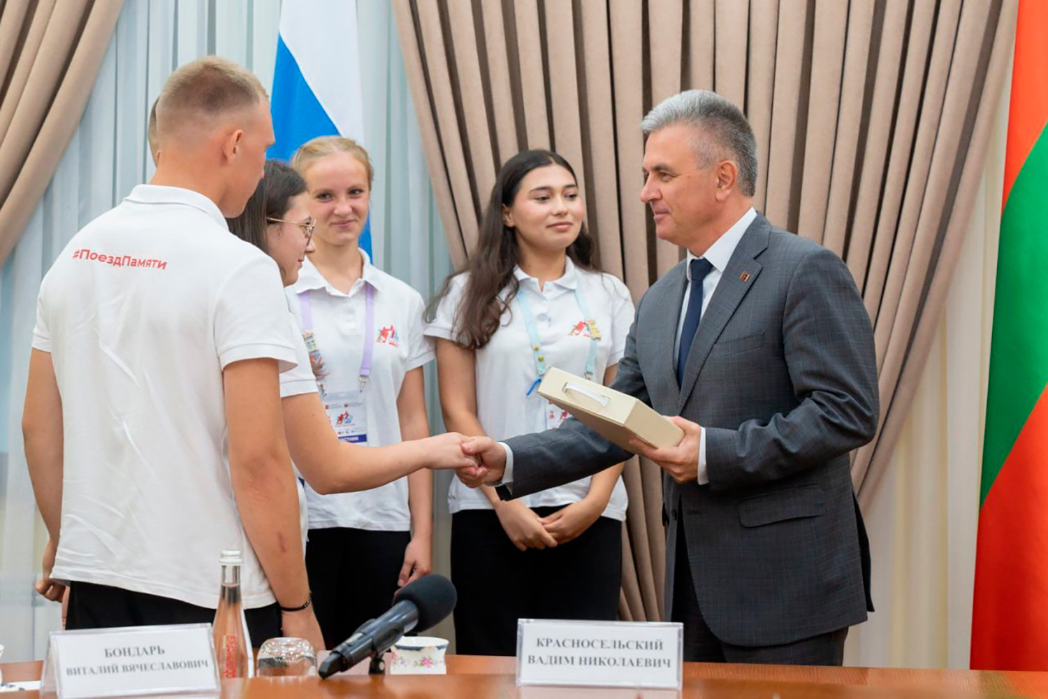 Приднестровская молодежь обсудила с Президентом культурное будущее республики